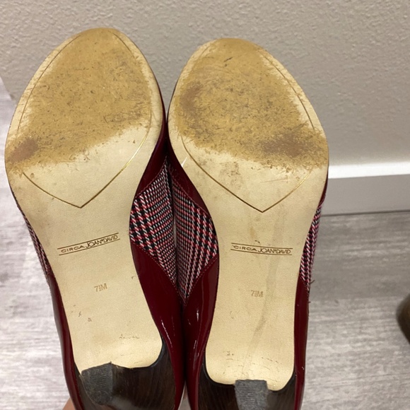 Circa Joan and David Red Mary Jane Size 7 1/2 Women’s  Heels - Picture 6 of 7
